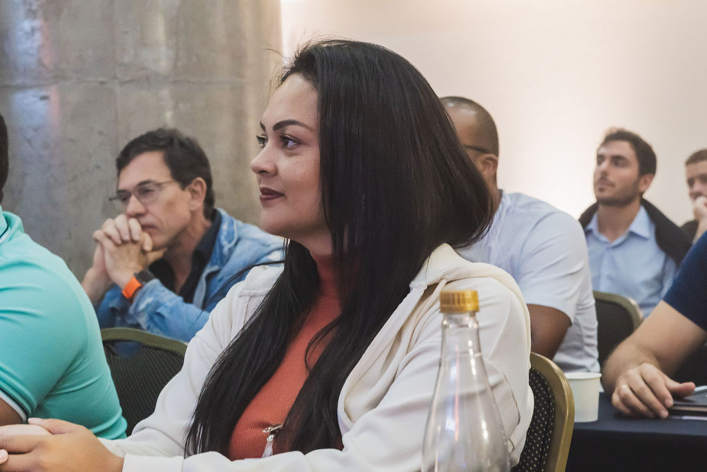 Alunos atentos durante a formação